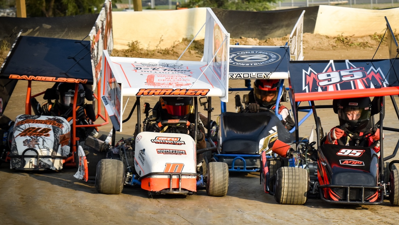 kids racing go karts